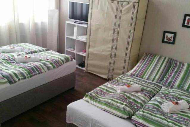 Oase Der Ruhe Appartement Stuttgart Buitenkant foto